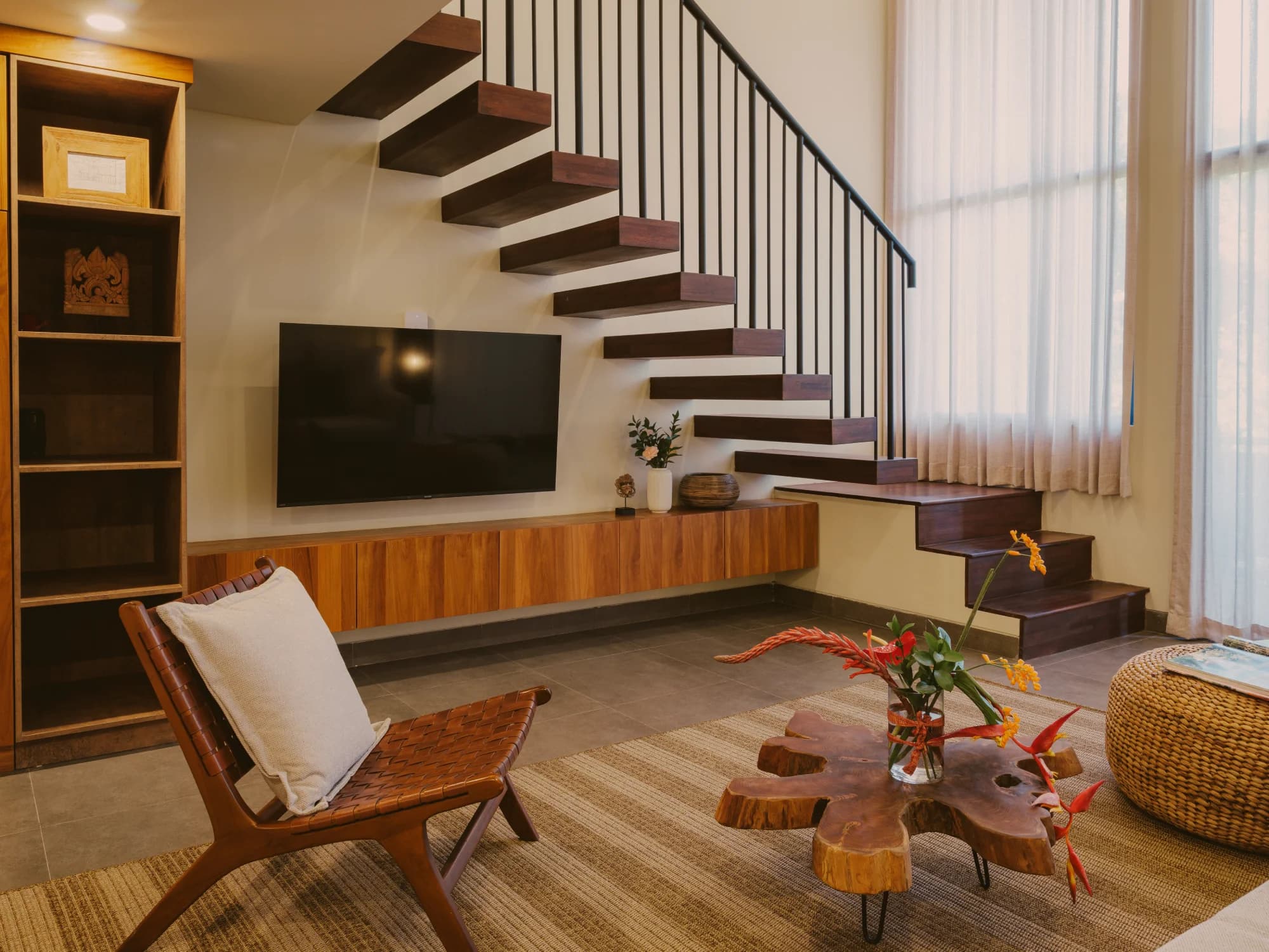 Warm evening atmosphere in an Anandaya apartment