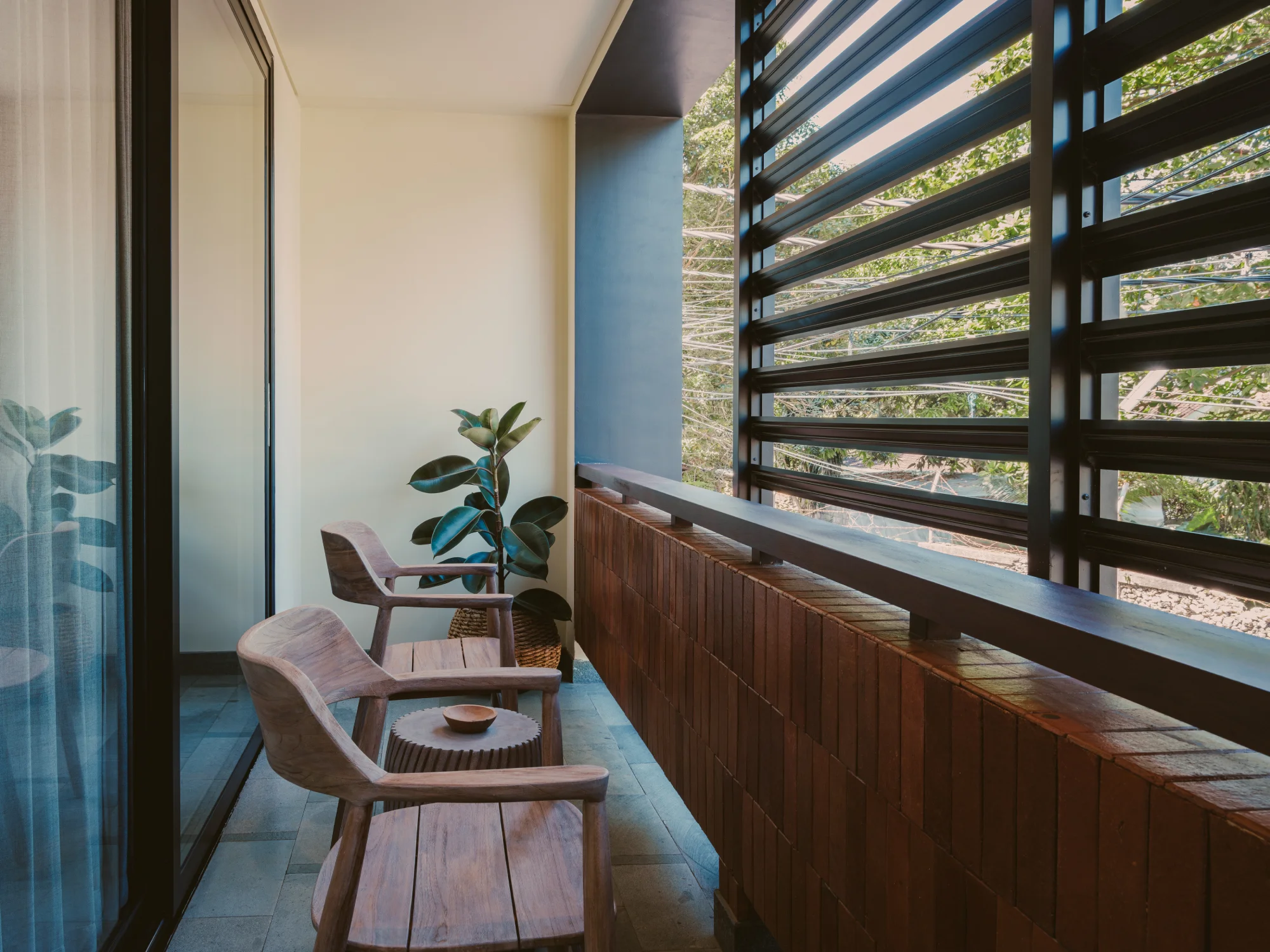 Wide angle balcony lounge with outdoor seating